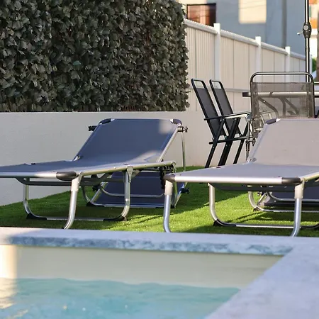 201 Em Casa De Ferias Com Piscina 民宿 *